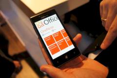 Windows Phone 7: Samsung Omnia 7 im ersten Eindruck