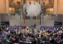Der Bundestag in Berlin, mehr als ein Drittel der Abgeordneten nutzen Twitter