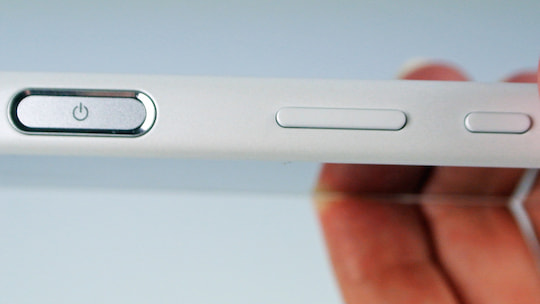 Fingerabdruckscanner ist im Power-Button des Sony Xperia Z5 Compact