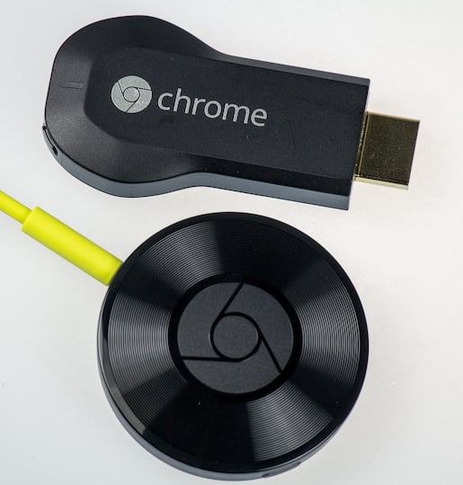 Chromecast Audio und Chromecast (erste Generation) im direkten Vergleich.