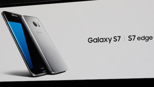Samsung stellt seine neuen Flaggschiffe Galaxy S7 und S7 edge vor.