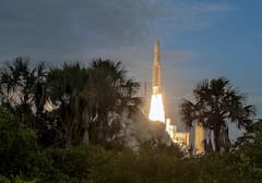 Eine Ariane-5-Rakete startet vom RaumfahrtZentrum Kourou