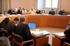 Ein Angeklagter sitzt am 17. September 2009 im Kieler Landgericht (Schleswig-Holstein.