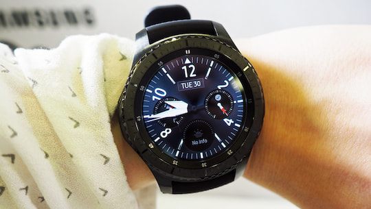 Samsung Gear S3: Neue Smartwatch ist vergleichsweise gro