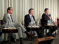 Drei Minister, ein Podium: Alexander Dobrindt, Thomas de Maizire und Sigmar Gabriel mit Moderatorin Juliane Hielscher beim eco