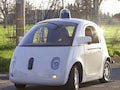 Ein menschlicher Fahrer rammte ein Roboterautor von Google - es blieb bei einem Blechschaden.