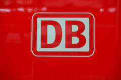 Die Bahn bietet vom 24. bis 30. Oktober ein Handy-Spezial fr Buchungen ber die App DB-Navigator an.