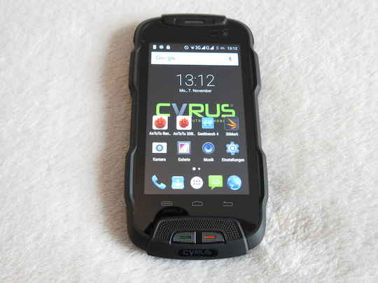 Homescreen des Cyrus-Smartphones