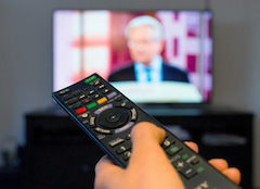 Die Bedeutung des traditionellen Fernsehprogramms nimmt mit der wachsenden Nutzung von internetfhigen Fernsehern weiter ab. (Symbolfoto)