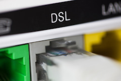 Viele DSL-Anbieter versuchen junge Kunden mit speziellen Angeboten anzuwerben. (Symbolfoto)