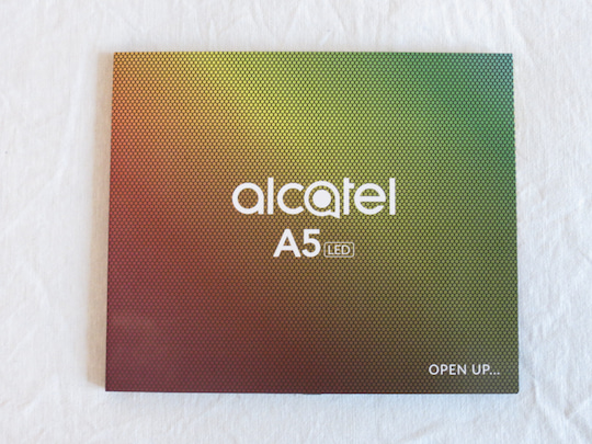Die Pressemappe zum Alcatel A5 LED