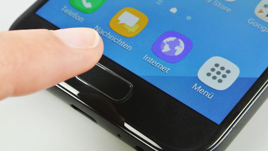 Der Fingerabdruckscanner des Samsung Galaxy A3 (2017) im Test