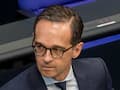 Bundesjustizminister Heiko Maas (SPD) verfolgt am 19.05.2017 im Bundestag in Berlin die Debatte.