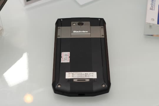 Blackview BV8000 Pro - Outdoor-Smartphone mit Mittelklassehardware (Rckseite)
