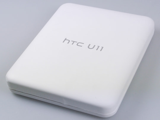 HTC U11 im Unboxing