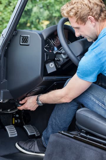 OBD-II-Schnittstelle kann sich an verschiedenen Positionen im Auto befinden.