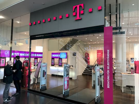 Kein Ansturm vor ffnung des Telekom Shops
