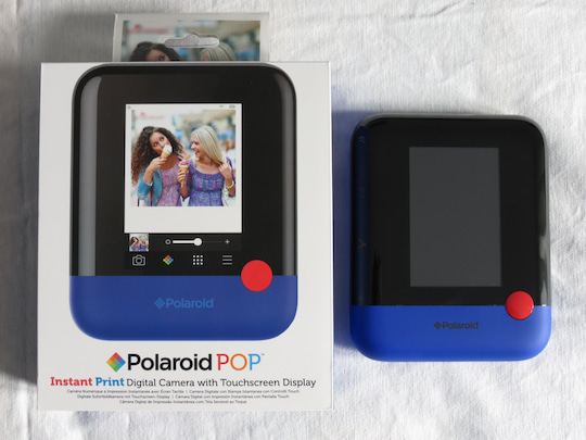 Polaroid Pop mit Verpackung