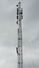 Antennen der 5G-Basisstation fr C-Band und Millimeterwellen.
