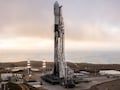 Eine SpaceX Falcon 9 Rakete vor dem Start. Sie transportierte die Iridium-Satelliten-Pakete in den Orbit.