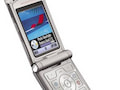 Das Motorola Razr V3 von 2004 knnte als faltbares Smartphone 2019 ein Comeback feiern.
