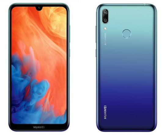 Das Huawei Y7 2019 mit blauem Farbverlauf