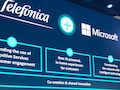 Beste Freunde: Microsoft Chef Satya Nadella (links) und Telefnica CEO Jos-Mara lvarez-Pallete geben eine Cloud-Partnerschaft bekannt.