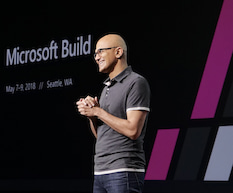 Microsoft Chef Satya Nadella rollt ab Ende Mai Windows 10-1903 aus