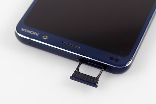 Der Dual-SIM Slot, leider nicht fr microSD-Karten