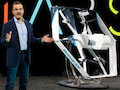 Amazon-Manager Jeff Wilke mit seiner Drohne