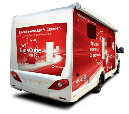 Vodafone und der Camping-Hersteller Knaus sind auf Promotiontour fr den GigaCube-Router. 2500 Campingpltze sollen bereits versorgt sein.