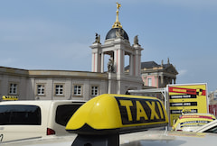 Ein Taxi soll sich bald per Mobilfunkbutton rufen lassen