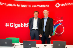 Die CTOs von Vodafone (Gerhard Mack, links) und Unitymedia (Dieter Vorbeck, rechts) stellen ihr Konzept vor.