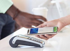 Mobile Payment am Beispiel von Apple Pay mit einem iPhone