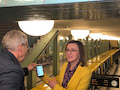 Stolz, ihre Kunden mit Digitalem Mobilfunk versorgen zu knnen: Dr. Sigrid Nikutta, scheidende Chefin der Berliner BVG und demnchst im Vorstand der Deutschen Bahn