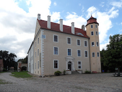 Neben der Stadt Gartz/Oder wird auch Penkun (das Bild zeit das gleichnamige Schloss) bald mit LTE versorgt.
