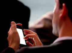 Laut einer Studie reicht ein vierstelliger Sperrcode fr das Smartphone-Display aus