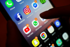 Die Verbraucherzentrale Sachsen warnt vor Fake Accounts auf Social-Media-Plattformen