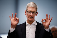 Apple Chef Tim Cook steht unter "Beschuss" wegen der Provisionen seines App-Stores.