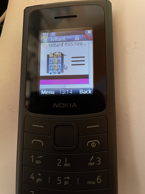 Mit dem Nokia 105/110 kann man Telefonieren und sogar Surfen, im Bild die Homepage von teltarif.de