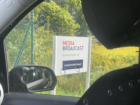 In Nauen bei Berlin ist die Sendefunkstelle der Media Broadcast.