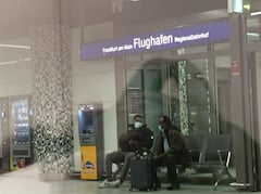 Frankfurt-Flughafen Regionalbahnhof. Die Netzversorgung des Testsiegers lie zu wnschen brig. 