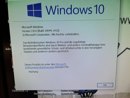 Windows 10 ist inzwischen bei 21H2 Build 19044.1415 angekommen.