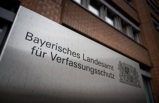 Bayerisches Landesamt fr Verfassungsschutz