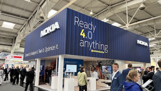 Nokia zeigte Netzwerkkomponenten und stabile Handys