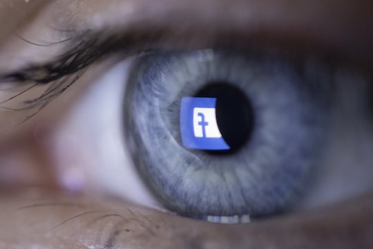 Sollen Regierungsstellen ihre Facebook-Fanpages wegen mangelhaftem Datenschutz abschalten?