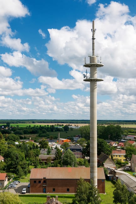 Der lteste LTE-Sendemast der Telekom in Kyritz im Bundesland Brandenburg. Inzwischen baut die Telekom verstrkt 5G/n78 in Kleinstdten.