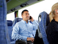 Wenn in Bus und Bahn telefoniert wird, gefllt das nicht jedem Mitreisenden (Symbolbild) 
