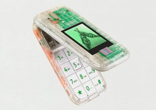 The Boring Phone: Retro-Klapphandy von Heineken und HMD