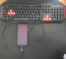 Tastatur per USB-OTG am Volla Phone X angeschlossen